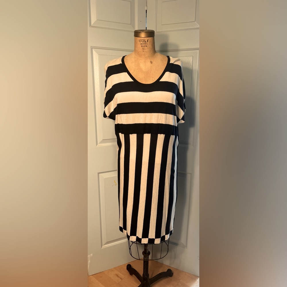 H&M Blue and White Size M Dress